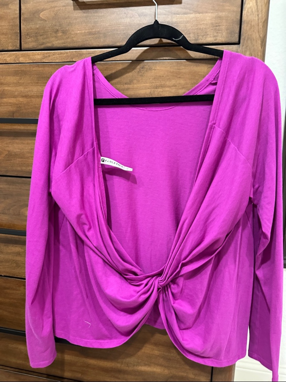 Fabletics XL Women’s Twist-Front Long Sleeve Top - Magenta